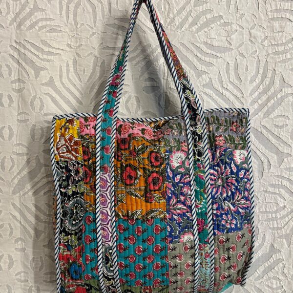 Patchwork Quilted Hand-printed Totes Bag Floral Print In Multi-Colours
