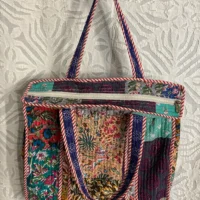 Patchwork Quilted Hand Printed Totes Bag With Floral Print In Multicolors - Image 3